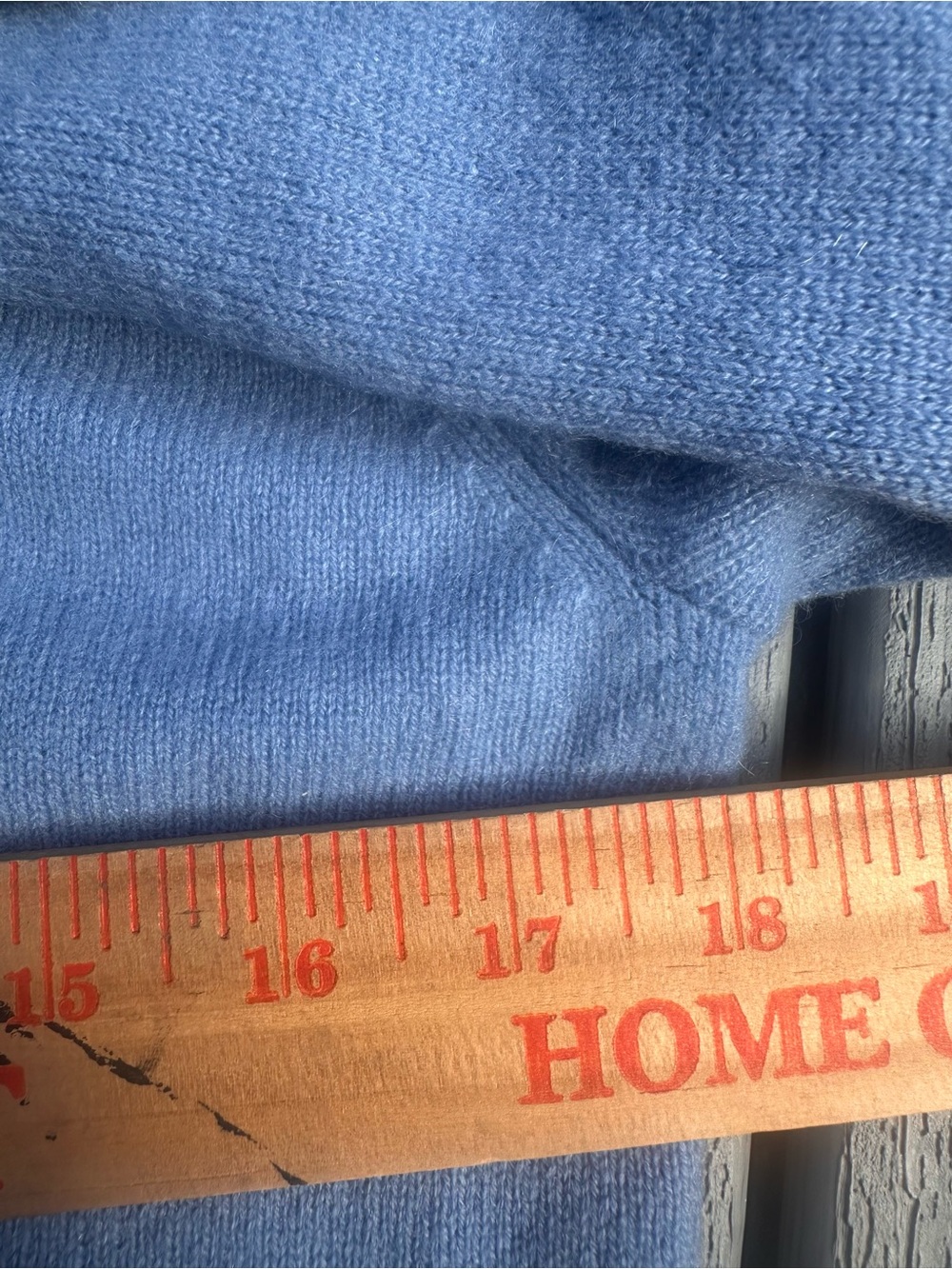 Ann Taylor Cashmere V-Neck Sweater Women’s Size L Blue Long Sleeve Pullover - Picture 4 of 6